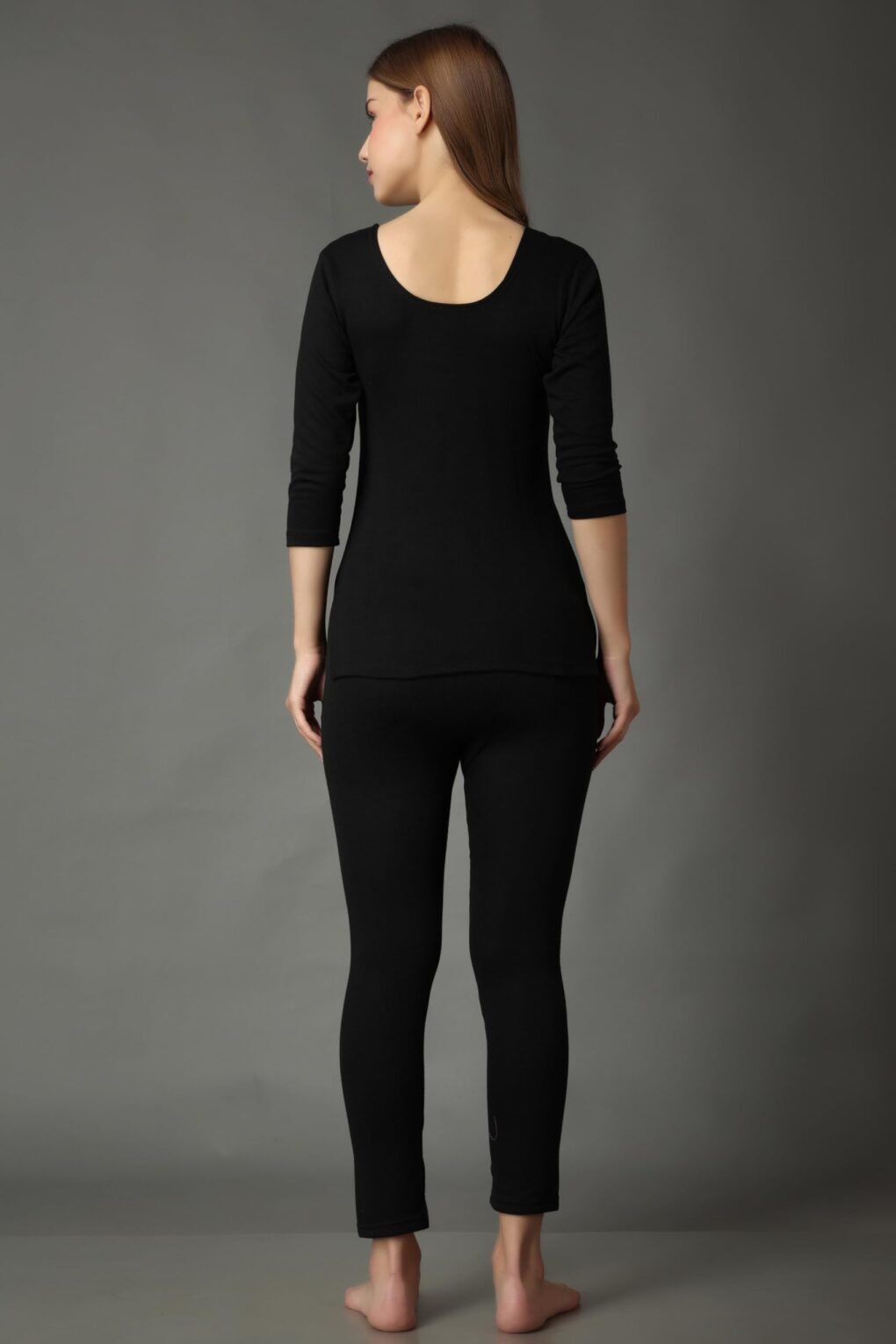 W_Winterwear_Women_Cmbo_ZBLK_02